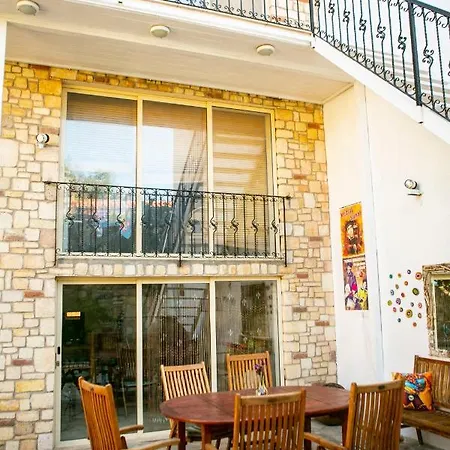 Annemin Harabesi Apart Otel Çeşme