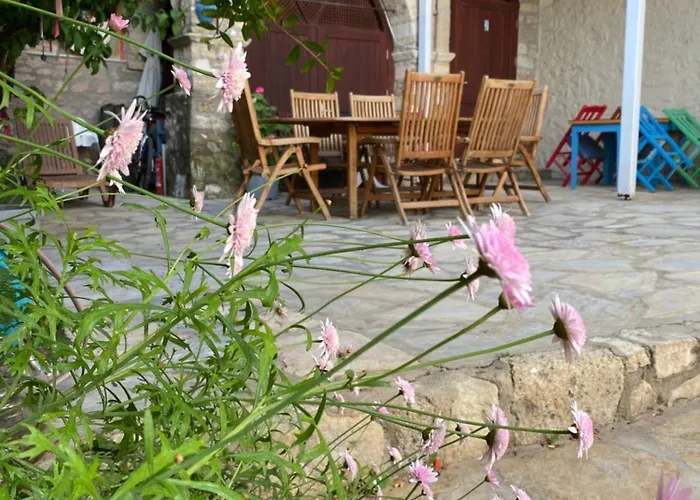 Annemin Harabesi Çeşme