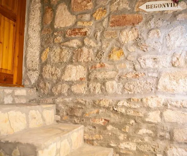 Annemin Harabesi Apart Otel Çeşme